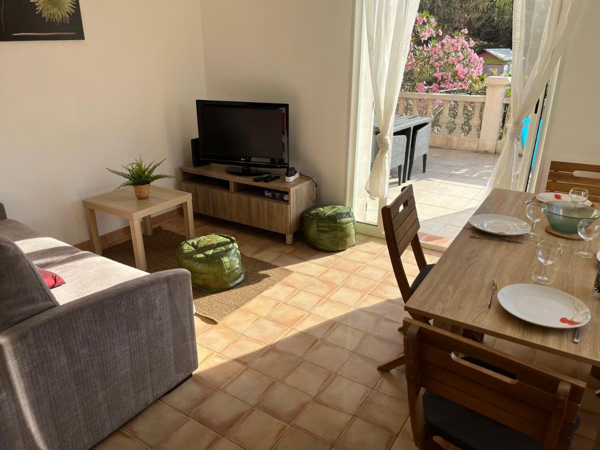 La Casa Calanquaise - Mer A 250M Accessible A Pied - T2 Spacieux Independant - Terrasse Ombragee Ensues-la-Redonne Exterior photo